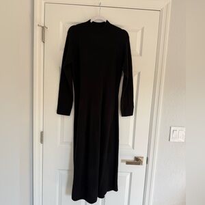 NWT 100% cashmere Bloomingdale's Classic Black Long Sleeve Dress